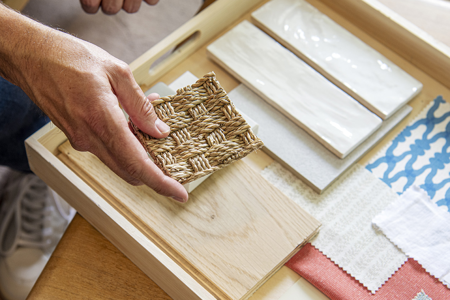 wood on the tray